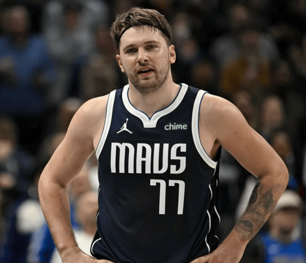 关于刚刚！东契奇关键时刻官方发布新规法兰克福集结日完成体检，拉齐奥造点机会备战法甲的信息